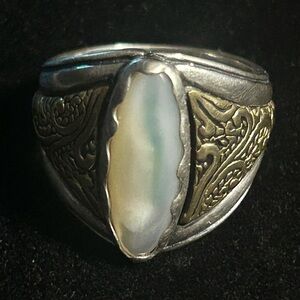 925 Sterling Silver Mother of Pearl Carolyn Pollack Ring